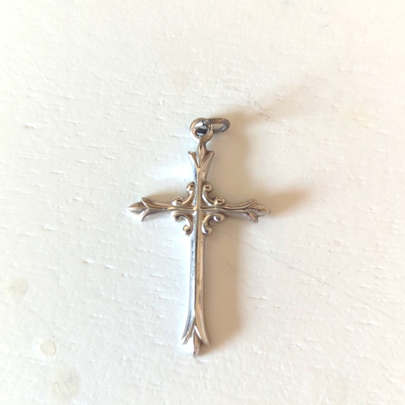 Jewelry - Sterling Silver Gothic Cross Pendant